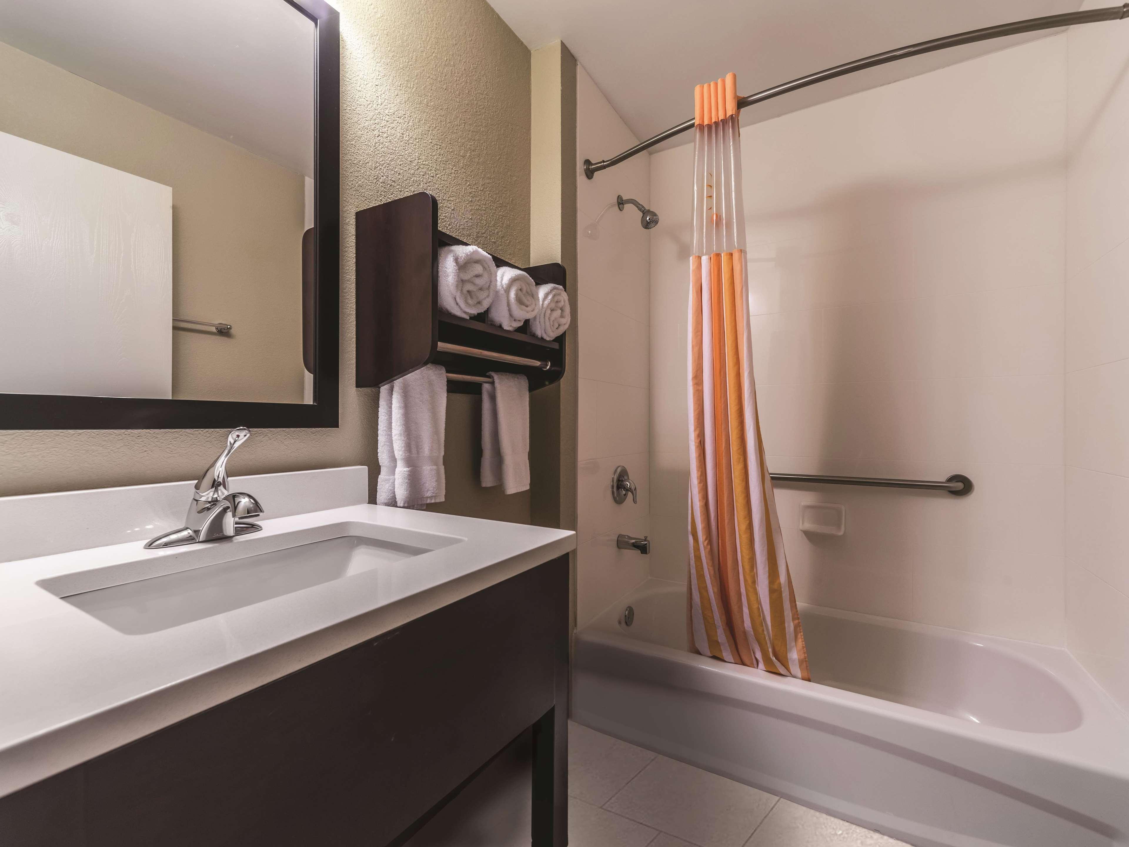 La Quinta By Wyndham Collinsville - St. Louis Eksteriør bilde